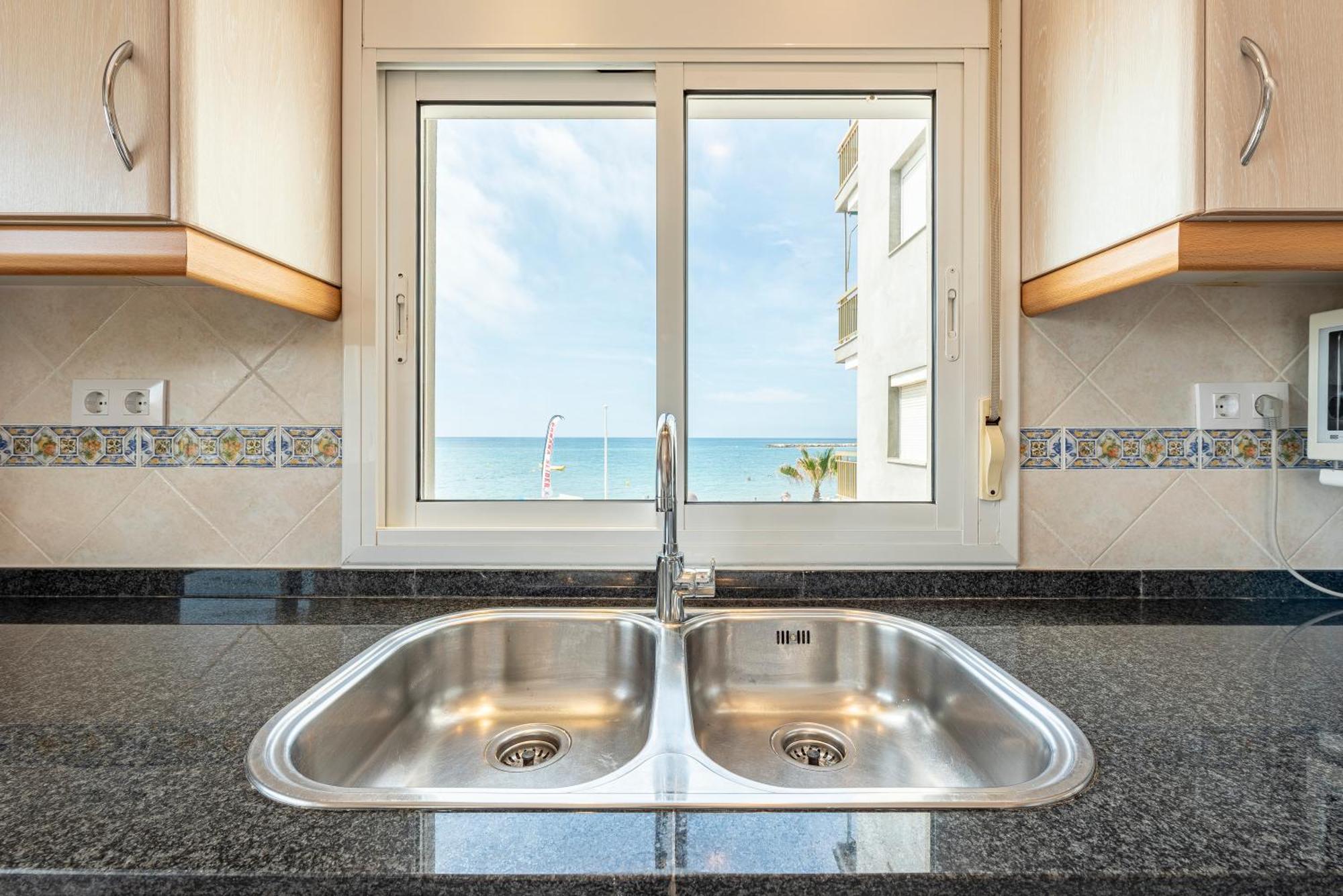 Apartamento Frente Al Mar Cambrils Ngoại thất bức ảnh