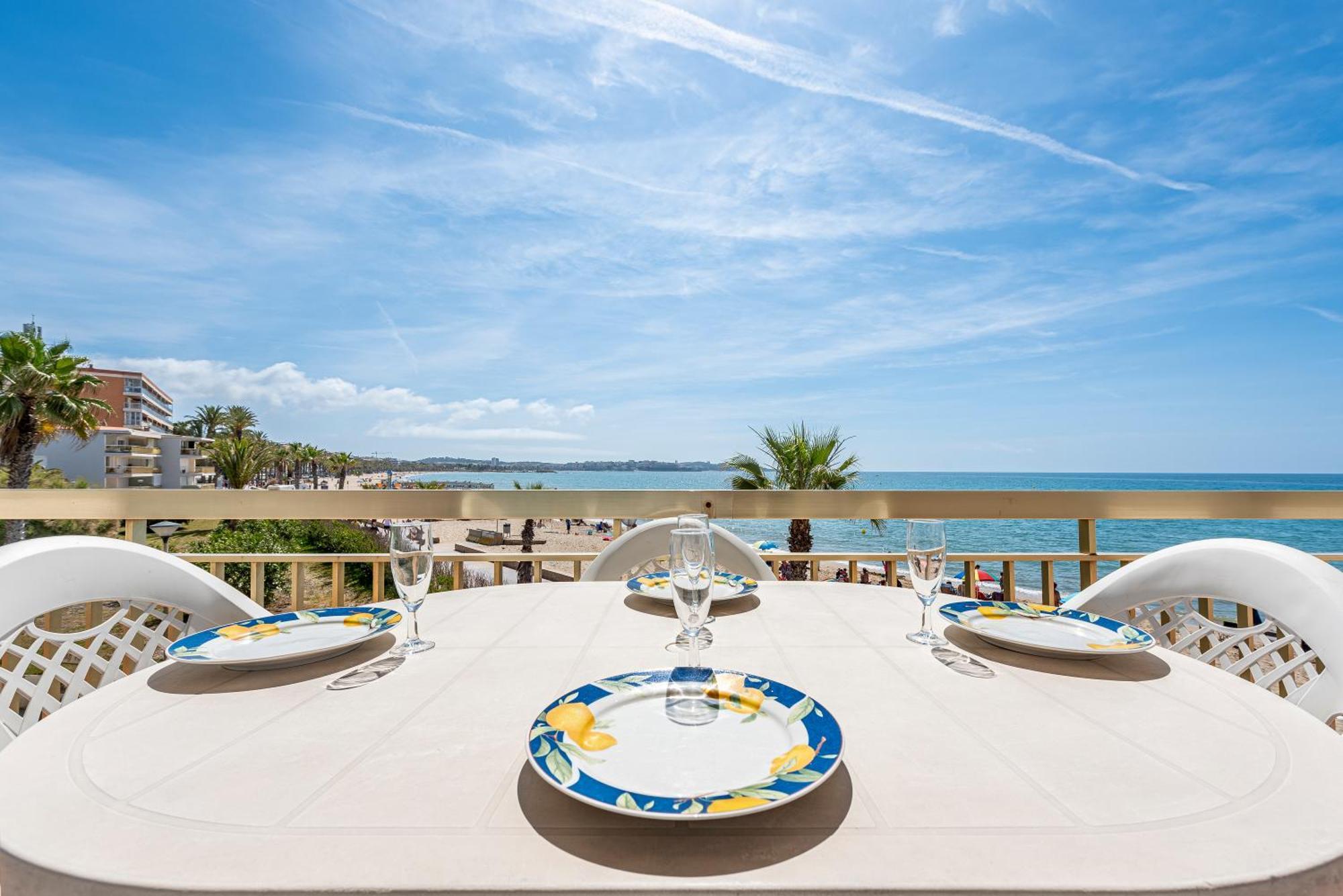 Apartamento Frente Al Mar Cambrils Ngoại thất bức ảnh